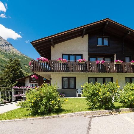 Apartments Orphelja Saas-Grund Dış mekan fotoğraf